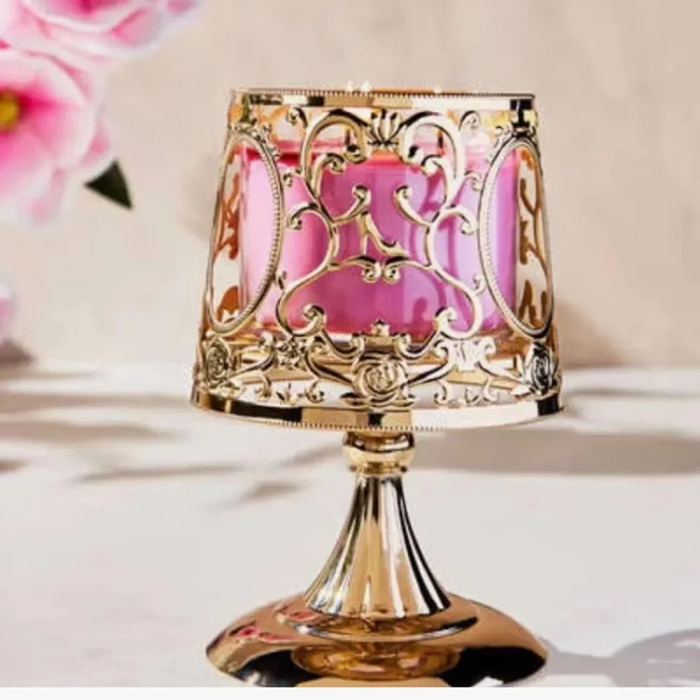 Bath and Body Works 2026 Princess Gold Decorative 3 Wick Candy Holder